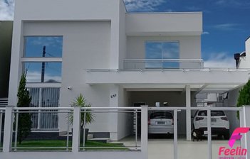 house em Rua Ipe Rosa, Carianos - Florianópolis - SC