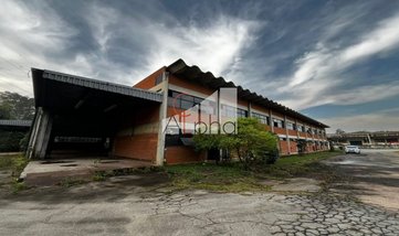 industrial em Avenida Joaquim Janus Penteado, Altos de Jordanésia (Jordanésia) - Cajamar - SP