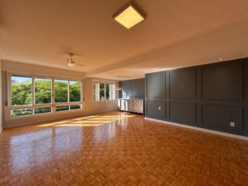 apartment em Rua João Caetano, Três Figueiras - Porto Alegre - RS