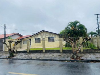 house em Rua Deputado Arnaldo Faivro Busato, Afonso Pena - São José dos Pinhais - PR