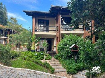 house em Avenida Rodesindo Pavan, Praia do Estaleiro - Balneário Camboriú - SC
