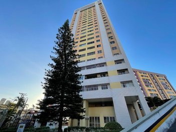 apartment em Rua Coronel Pergentino Ferreira, Fátima - Fortaleza - CE