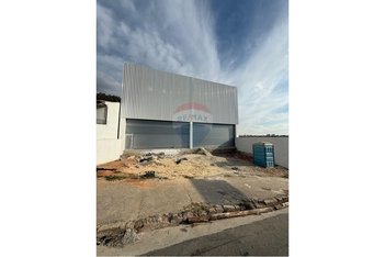 industrial em Rua Doutor Américo Figueiredo, Jardim Simus - Sorocaba - SP