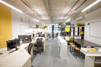 office em Jandiatuba, Vila Andrade - São Paulo - SP