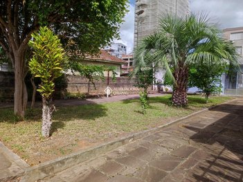 house em Rua Alberto Silva, Vila Ipiranga - Porto Alegre - RS