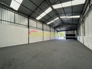 industrial em Rua Soldado Cristóvão Morais Garcia, Parque Novo Mundo - São Paulo - SP