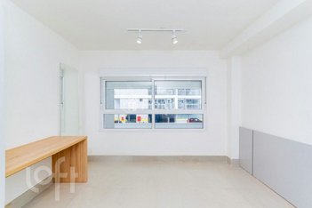 apartment em Avenida João Wallig, Passo da Areia - Porto Alegre - RS