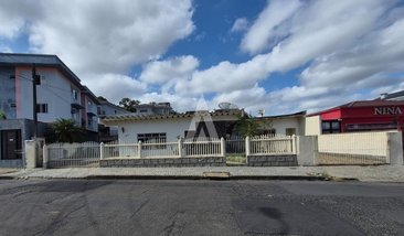 house em Rua Alexandre Humbold, Santo Antônio - Joinville - SC