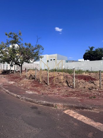 land_lot em Rua Fábio Andrade Cunha, Jardim Colina - Uberlândia - MG