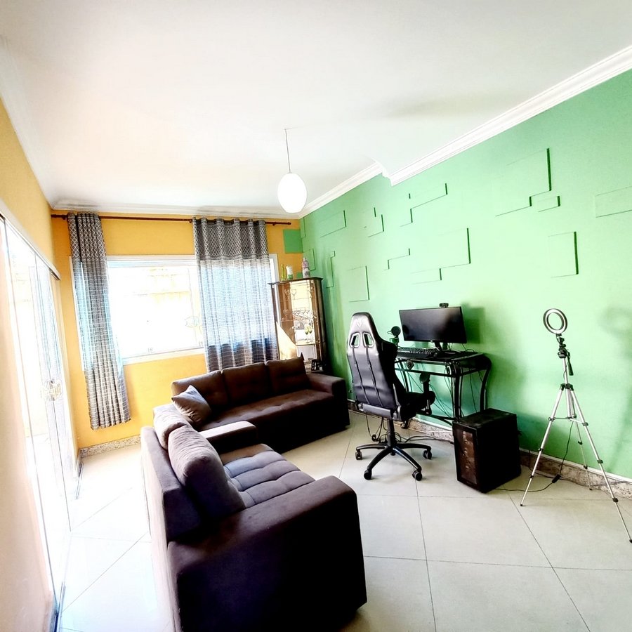 Casa com 3 quartos — Céu Azul, Belo Horizonte