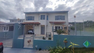house em Rua Gertrudes Rampinelli, Fazenda Santo Antônio - São José - SC