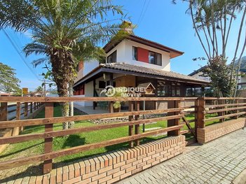 house em Rua Kampala, Ubatuba - São Francisco do Sul - SC