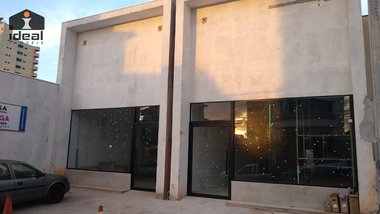 business em General Telles, Centro - Botucatu - SP