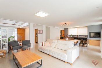 house em Avenida Adolfo Fetter, Laranjal - Pelotas - RS