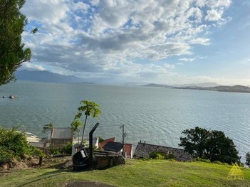 commercial_building em Professora Maria Júlia Franco, José Mendes - Florianópolis - SC