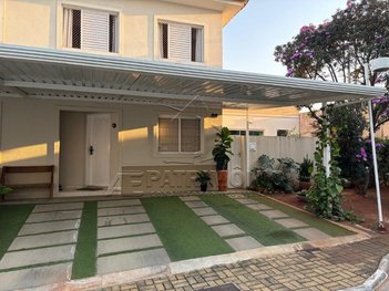 house em Rua Moacir Toledo Piza, Vila Olímpia - Sorocaba - SP