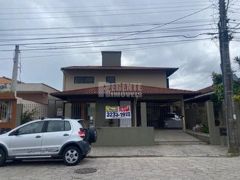 office em Rua Doutor Ylmar Correia, Santa Mônica - Florianópolis - SC