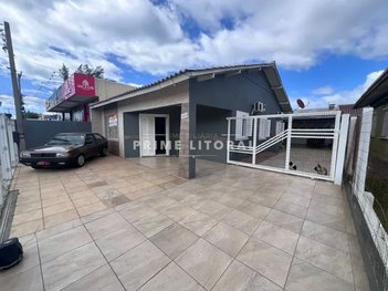 house em Avenida Ruben Berta, Centro - Tramandaí - RS