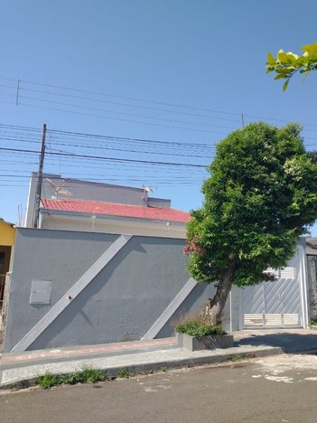 house em Rua Bernardino Vasconcelos de Azevedo, Conjunto Habitacional Alexandre Urbanas - Londrina - PR