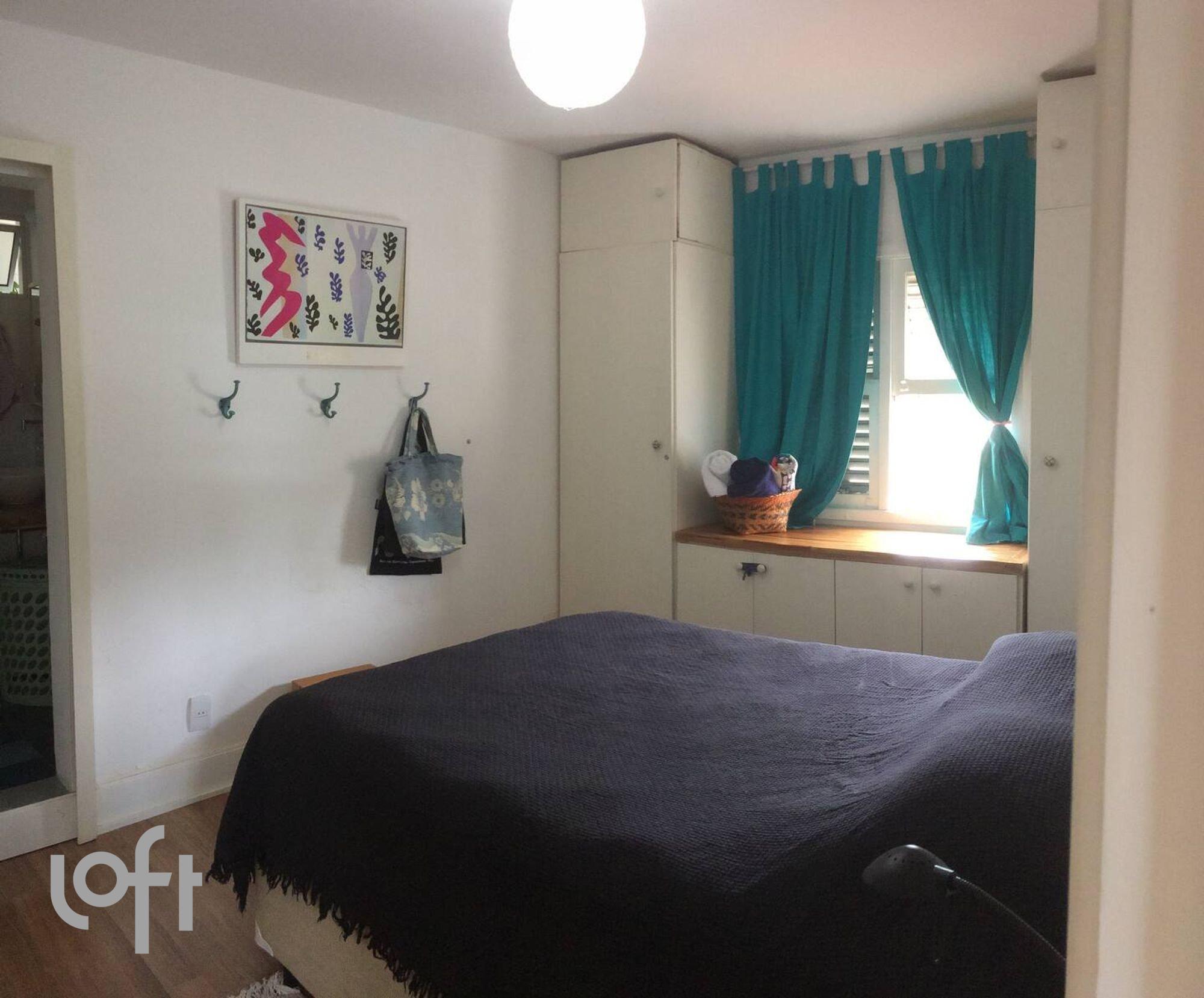 MASTER_BEDROOM