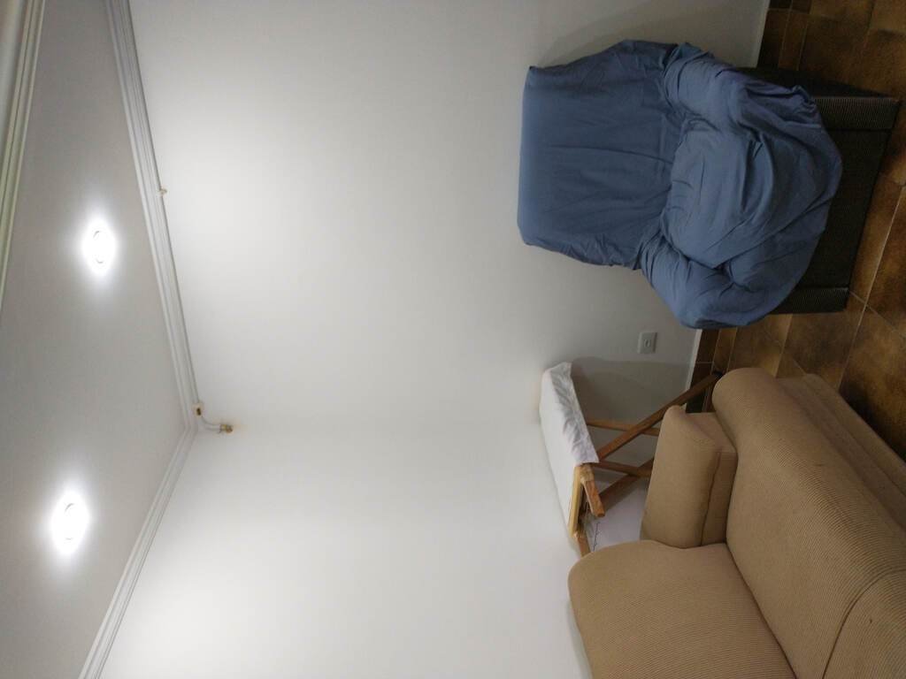 img0