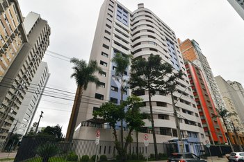 apartment em Travessa Lange, Água Verde - Curitiba - PR