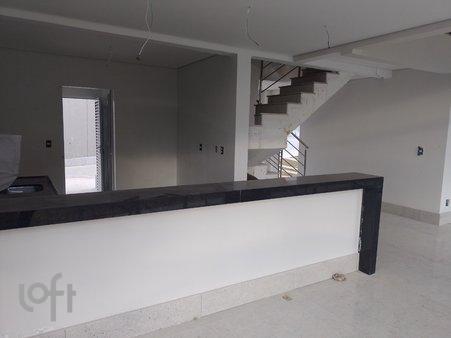 Rua Itacaiunas - facade01.jpg