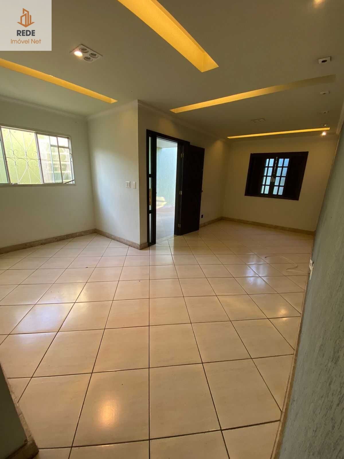 Casa com 3 quartos — Serrano, Belo Horizonte