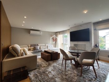 apartment em Avenida Senador Roberto Cockrane Simonsen, Jardim Alpestre - Campos do Jordão - SP