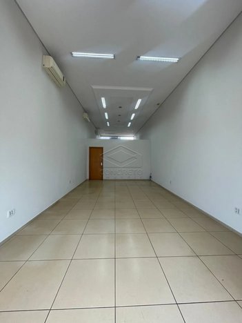 business em Rua Joaquim Medeiros, Centro - Igaraçu do Tietê - SP