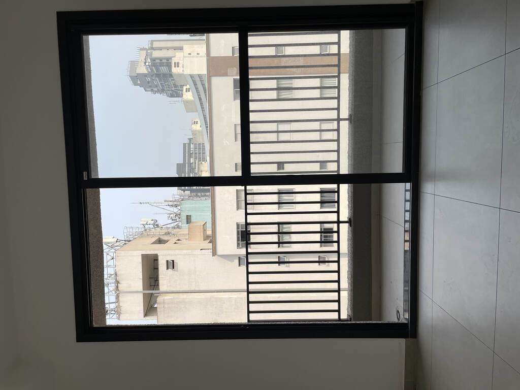 img2