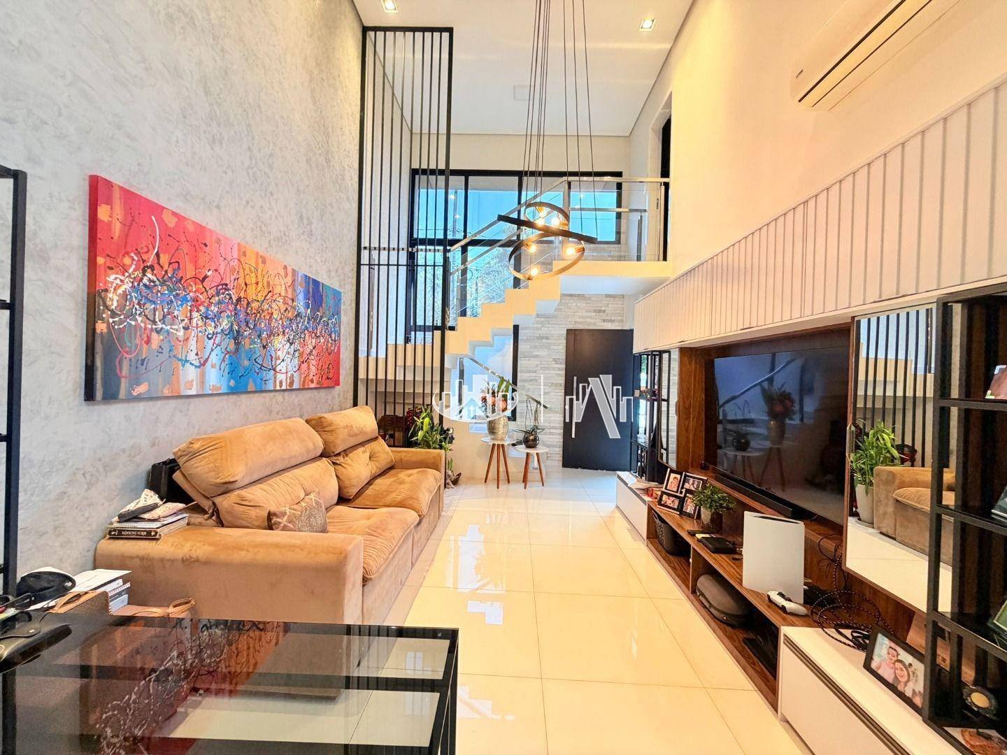 Casa com 4 Quartos à venda, 170 m² - Condomínio Golden Hill - Londrina