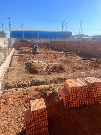 business em 23, Jardim Itapuã - Rio Claro - SP