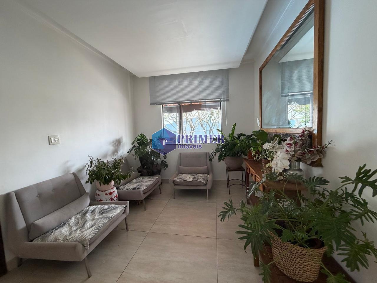 Casa com 5 quartos — Jardim Guanabara, Belo Horizonte