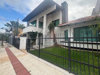 house em Rua 2300, Centro - Balneário Camboriú - SC