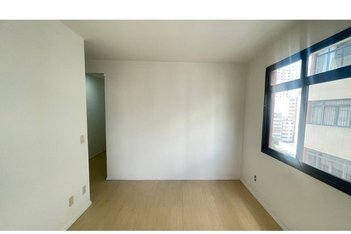 apartment em Rua Doutor Renato Paes de Barros, Itaim Bibi - São Paulo - SP