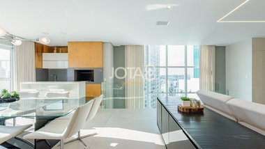 apartment em Rua Natal Cecone, Mossunguê - Curitiba - PR