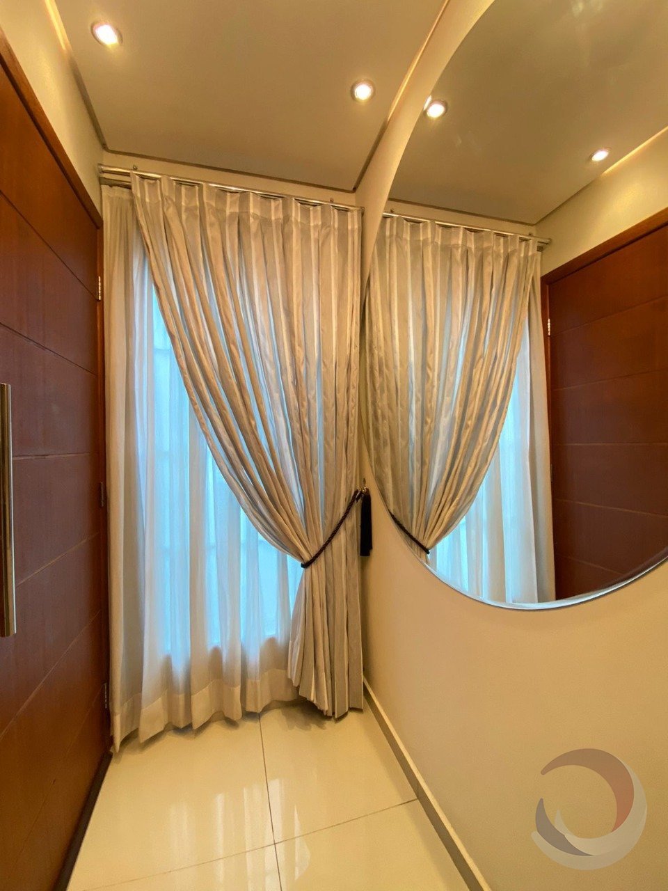 2 Hall