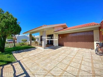 house em Rua da Várzea, Centro - Xangri-Lá - RS