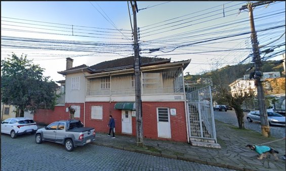 Cômodo Condomínio