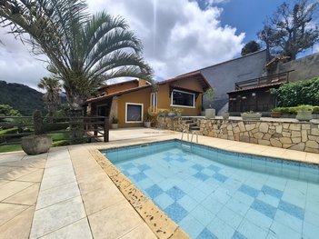 house em Rua Jaguaribe, Fazendinha - Teresópolis - RJ