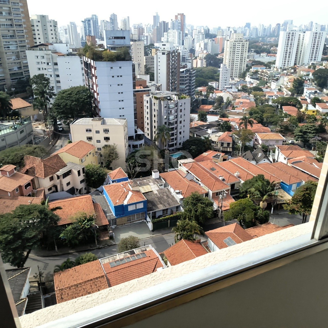VISTA INFINITA DA SALA