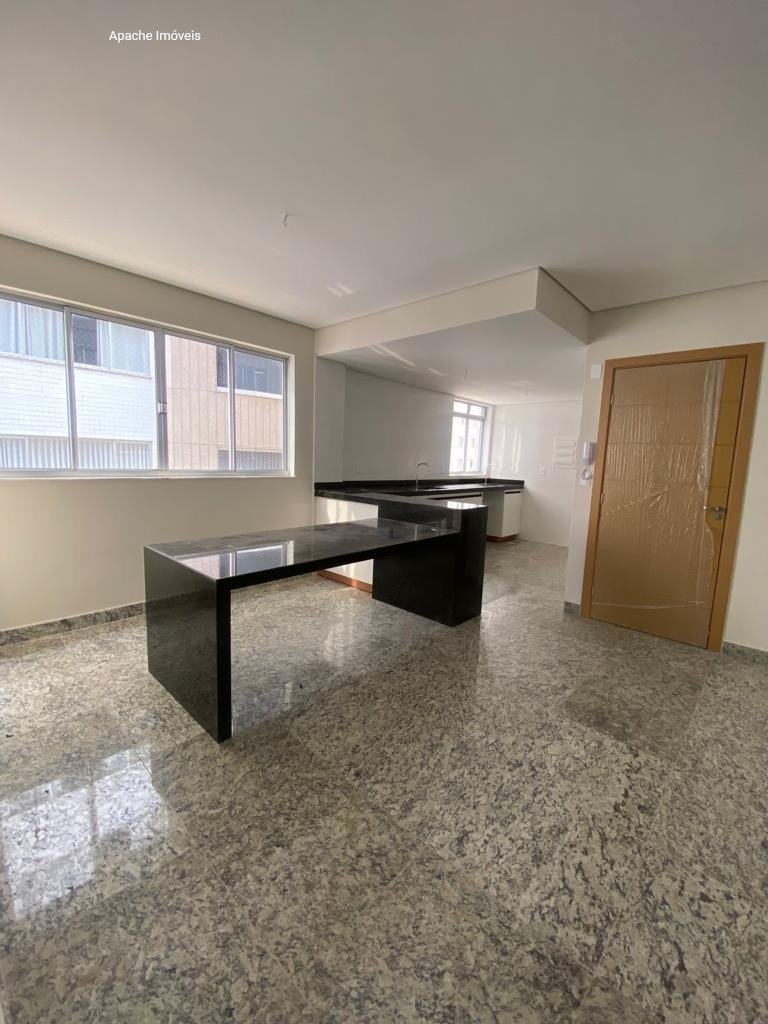 Cobertura com 2 quartos — Santa Efigênia, Belo Horizonte
