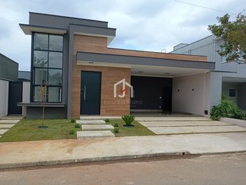 house em Avenida das Palmeiras, Bairro do Grama - Caçapava - SP