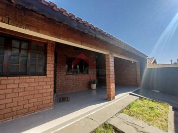 house em Rua Santa Terezinha, Piscina - Andradina - SP