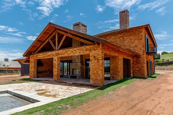 house em Rodovia Presidente Castello Branco, Fazenda Boa Vista I - Porto Feliz - SP