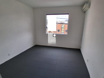 office em Rua Francisco Nappi, Ipiranga - São José - SC