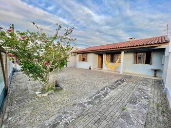house em Rua Rio Comandaí, Centro - Xangri-Lá - RS