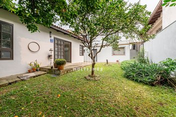 house em Rua Gustavo Schmidt, Três Figueiras - Porto Alegre - RS