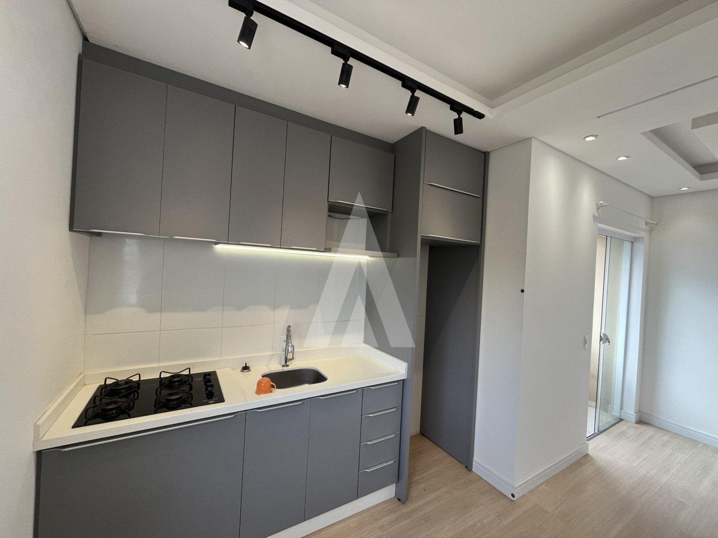 COZINHA COM ARM�RIOS